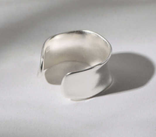 【005】マットシルバー オープンリング レディース ミニマルデザイン