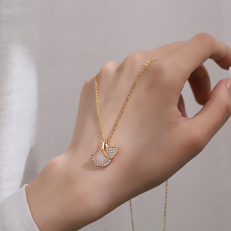 【055】【SNS話題】チタンスチール ミニマル鎖骨チェーン 大人気アンダーステートデザイン