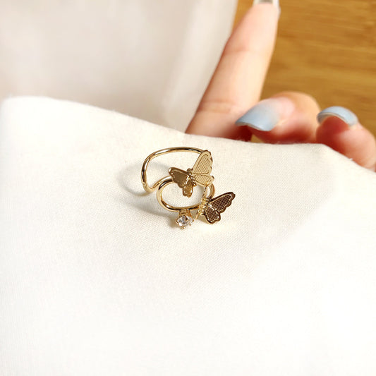 【38】【39】動く羽根が可愛い バタフライ イヤーカフ